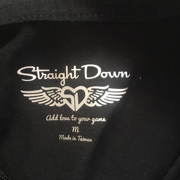 Medium Black Women’s Straight Down Pullover - Picture 2 of 3